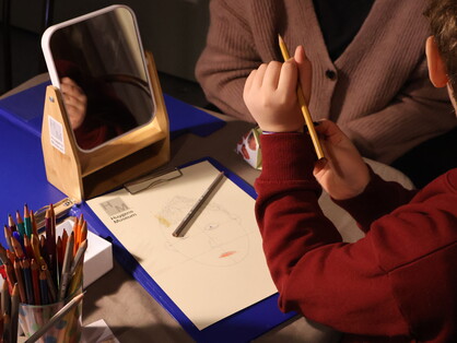 Expositie: Kids workshop portret tekenen